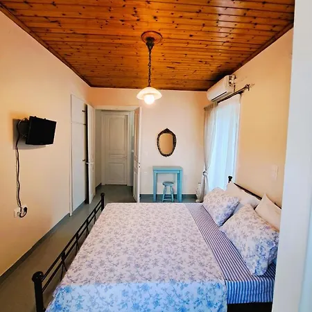 Giasemi Traditional House Poros Town Exterior photo